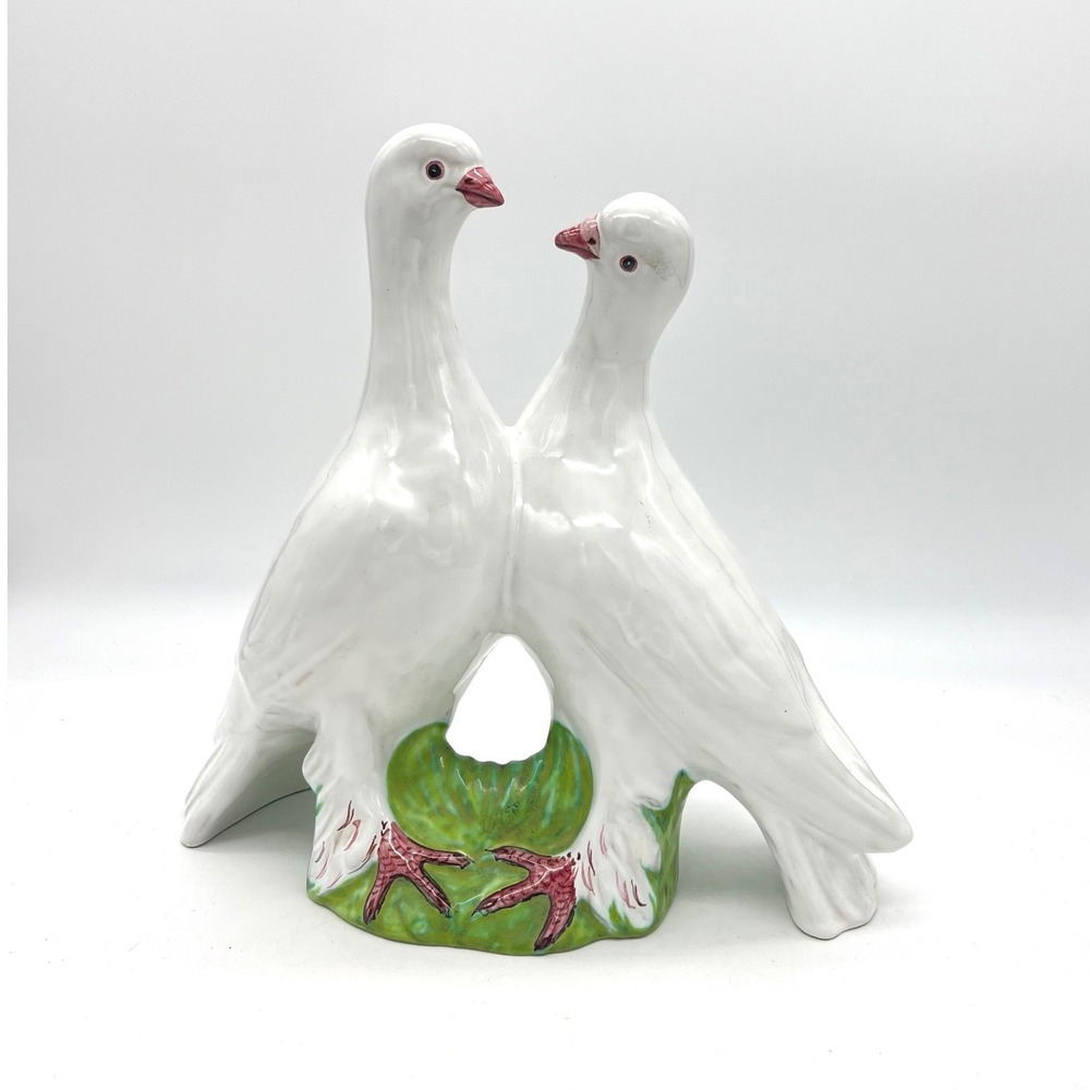 Vintage Italian White Ceramic Doves Pigeon Pair Figurine Glazed Bird Statue x383